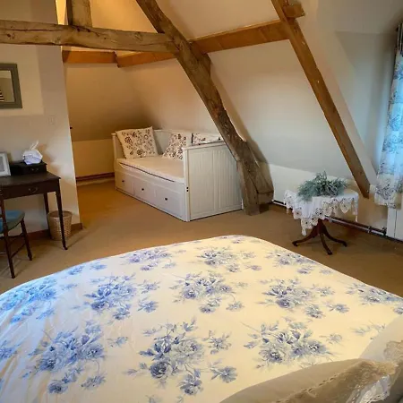 Beau Soleil -Timbered Farmhouse Built In The 1600S 度假居 *